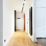 Apartamento Beautiful For 8 People In Cracow's Heart Cracovia
