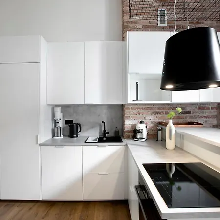 Beautiful For 8 People In Cracow's Heart Lägenhet